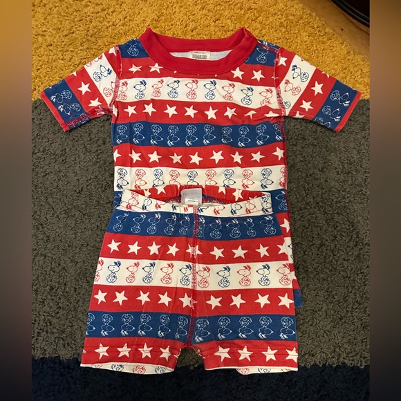 Hanna Andersson Snoopy Patriotic Jammies - Picture 1 of 4